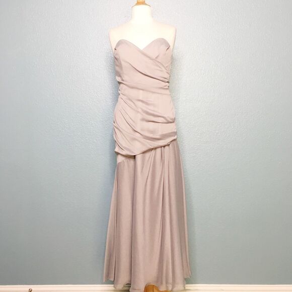 Jim HJelm Silver Draped Strapless Gown - Picture 2 of 8